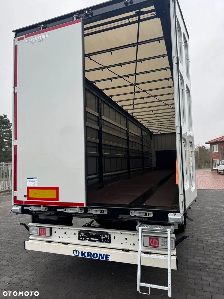 Krone Plandeka - 11