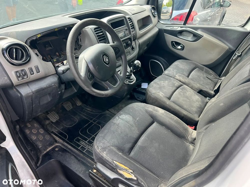 Renault TRAFIC - 7
