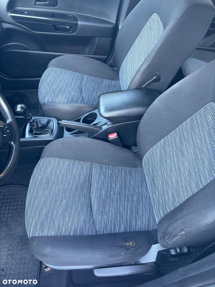 Kia Ceed 1.6 Comfort - 16