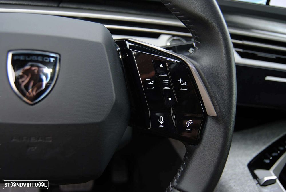 Peugeot 3008 1.2 Hybrid Allure e-DCS6 - 27