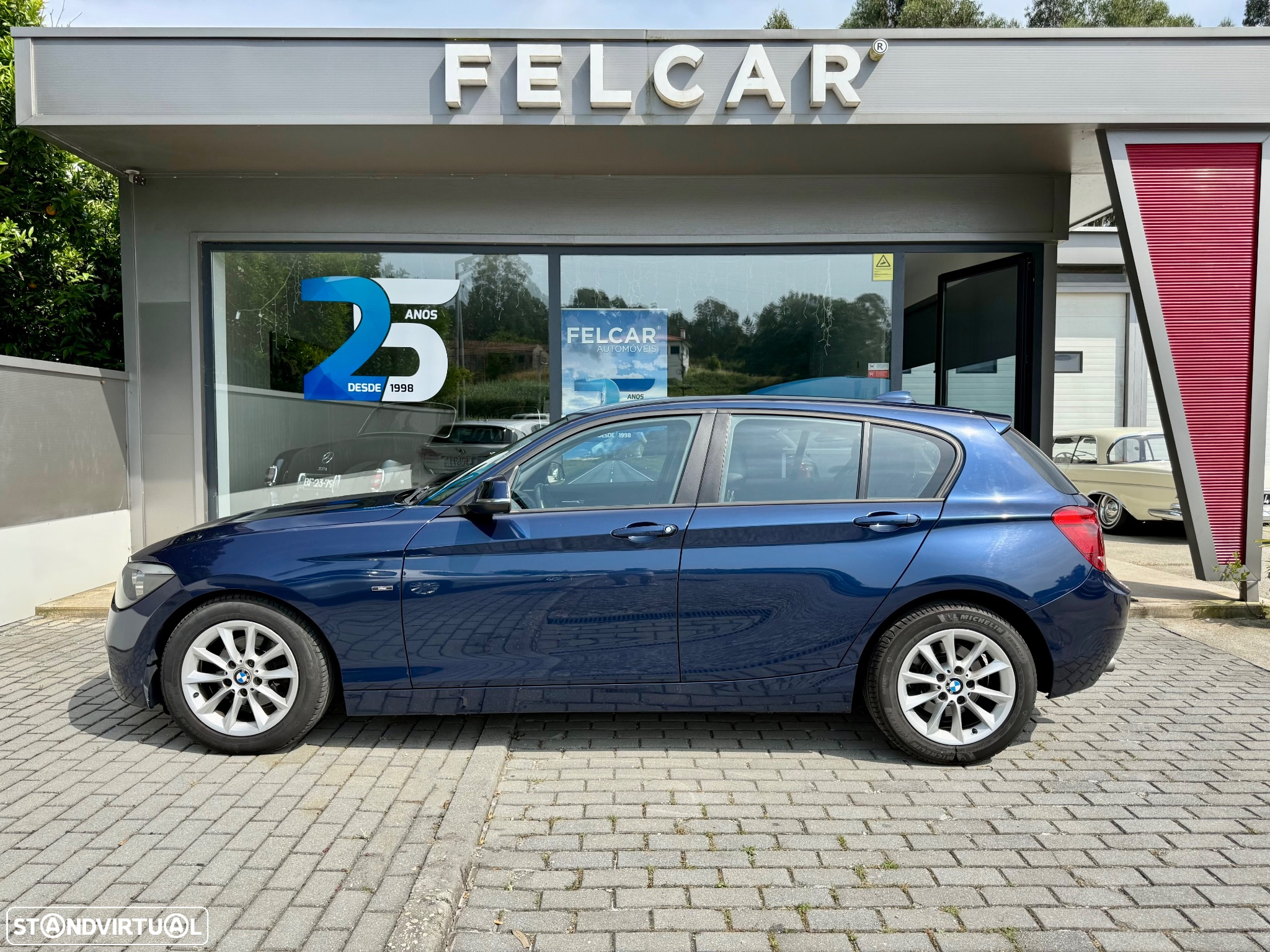 BMW 116 d EDynamics Line Urban - 8