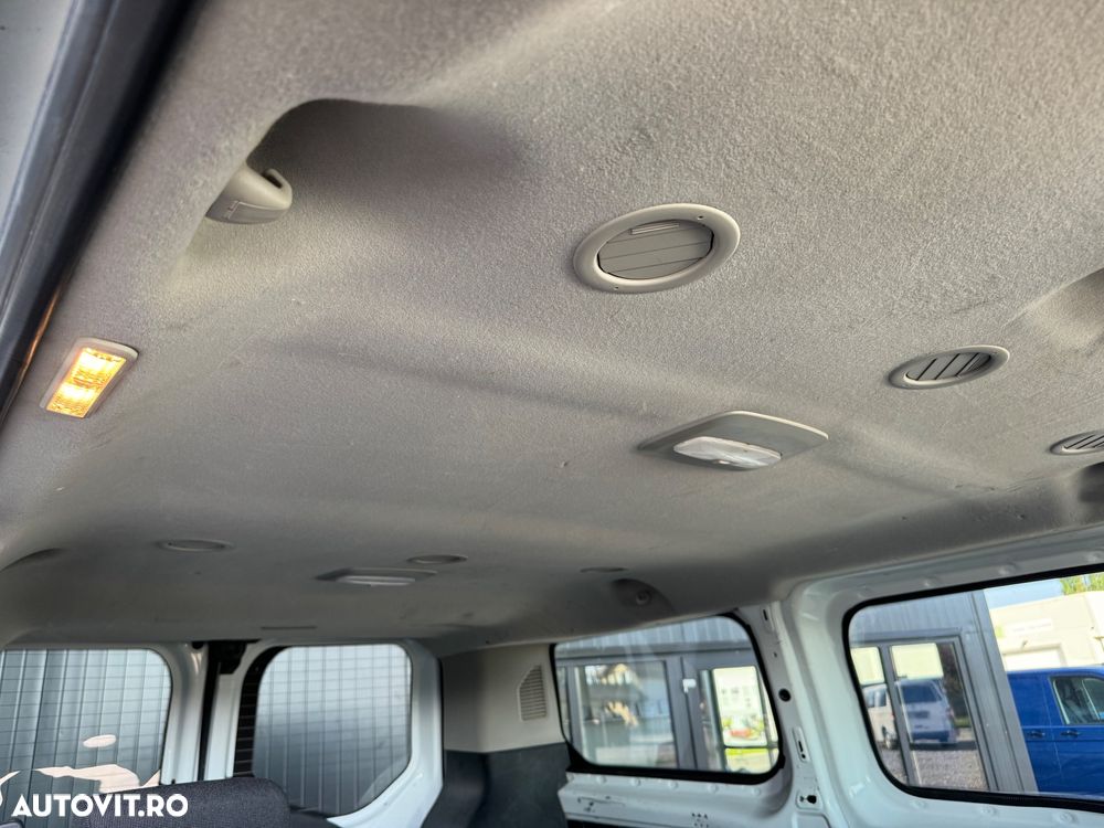 Ford Transit Custom - 16