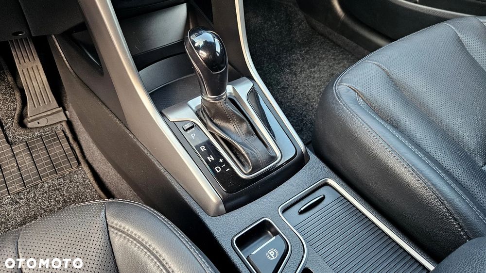 Hyundai i30 1.6 CRDi Automatik Style - 30