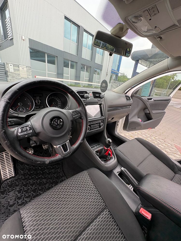 Volkswagen Golf 1.6 TDI Comfortline - 10
