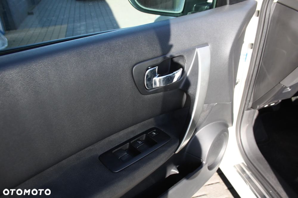 Nissan Qashqai 2.0 tekna - 20