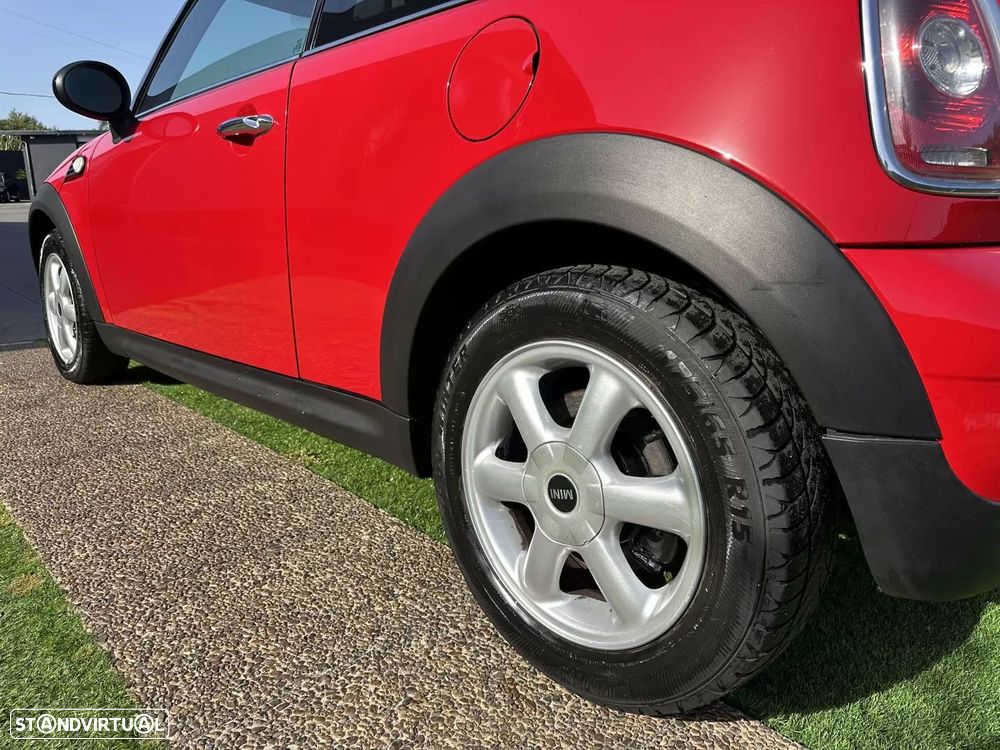 MINI 3 Portas One 1.4 - 20