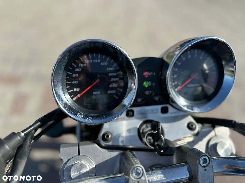 Suzuki Bandit - 20