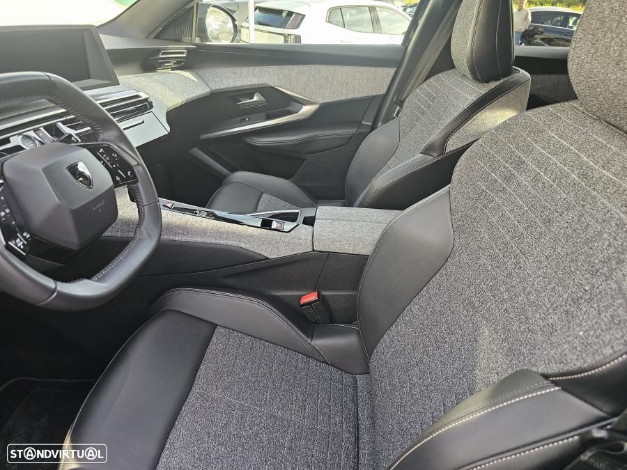 Peugeot 3008 1.2 Hybrid Allure e-DCS6 - 20