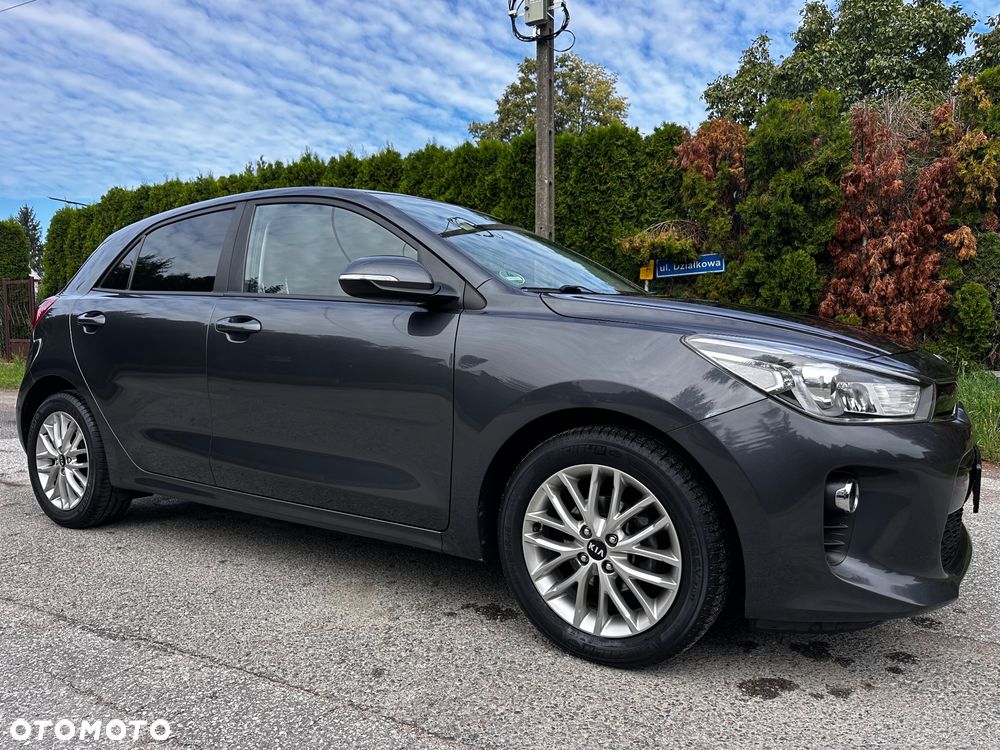 Kia Rio 1.2 Dream Team Edition - 13