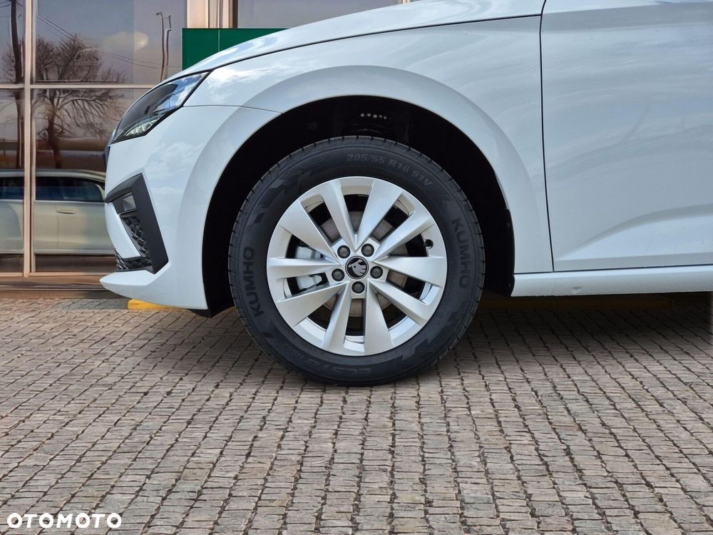 Skoda Scala 1.0 TSI Drive DSG - 12