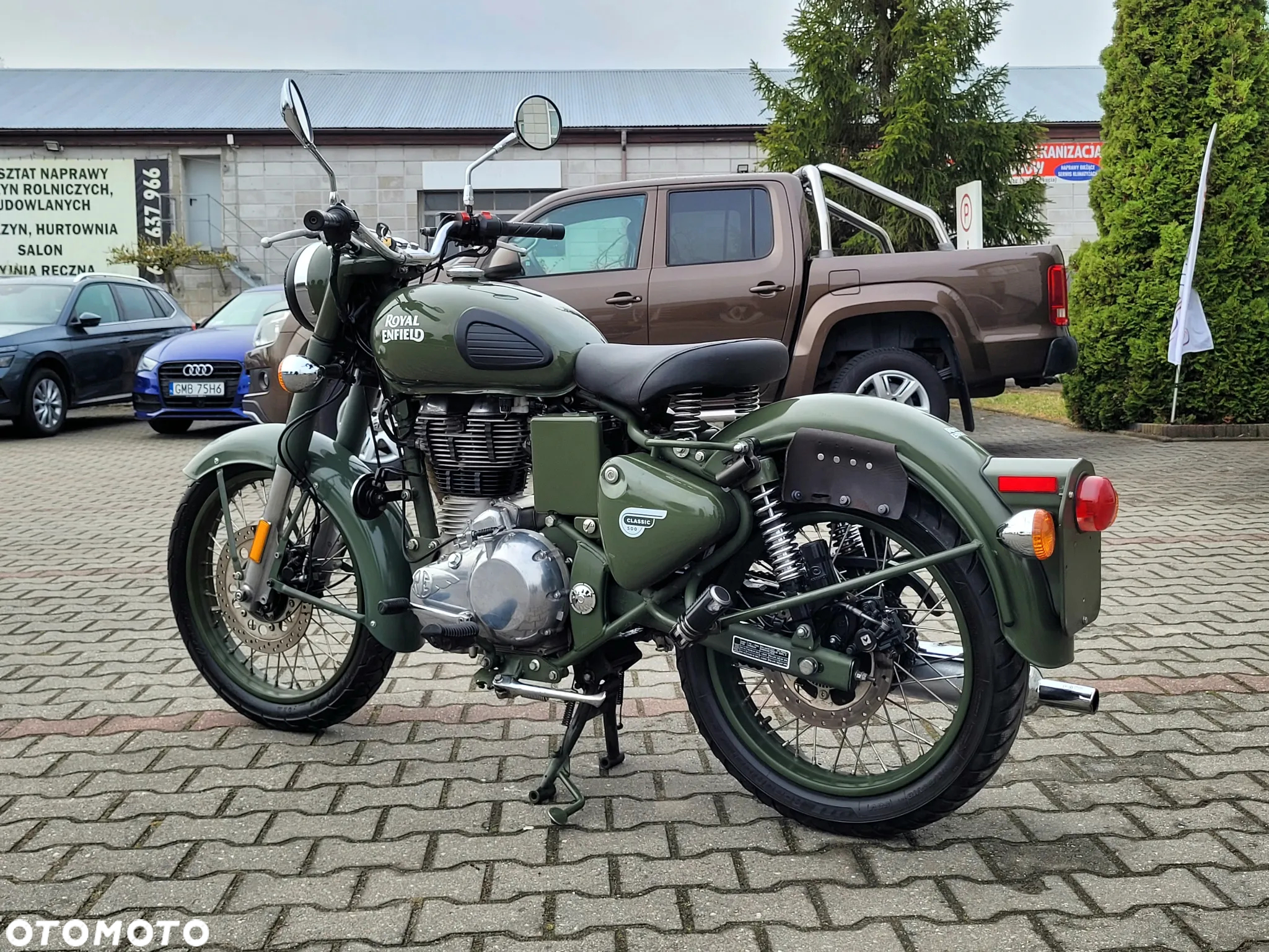 Royal Enfield Classic - 5