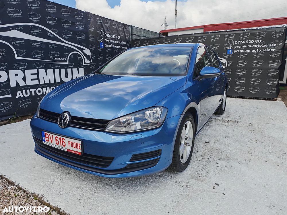 Volkswagen Golf - 10
