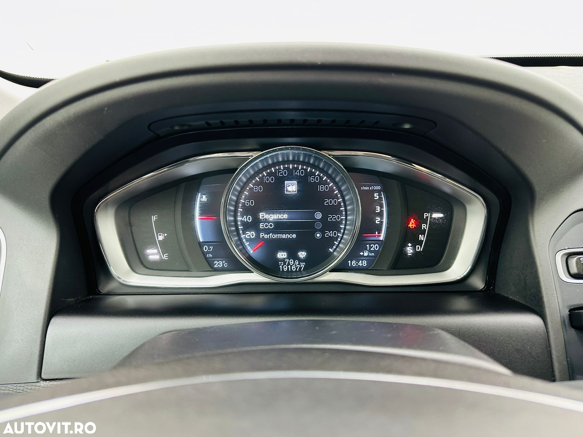 Volvo XC 60 - 39