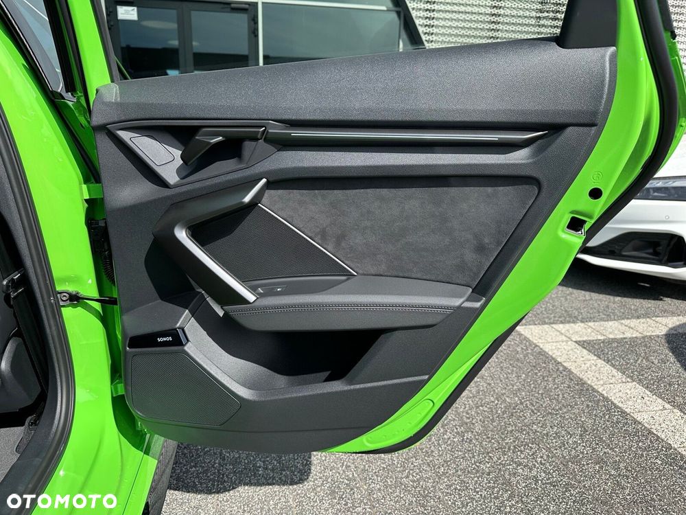 Audi RS3 Limousine - 20