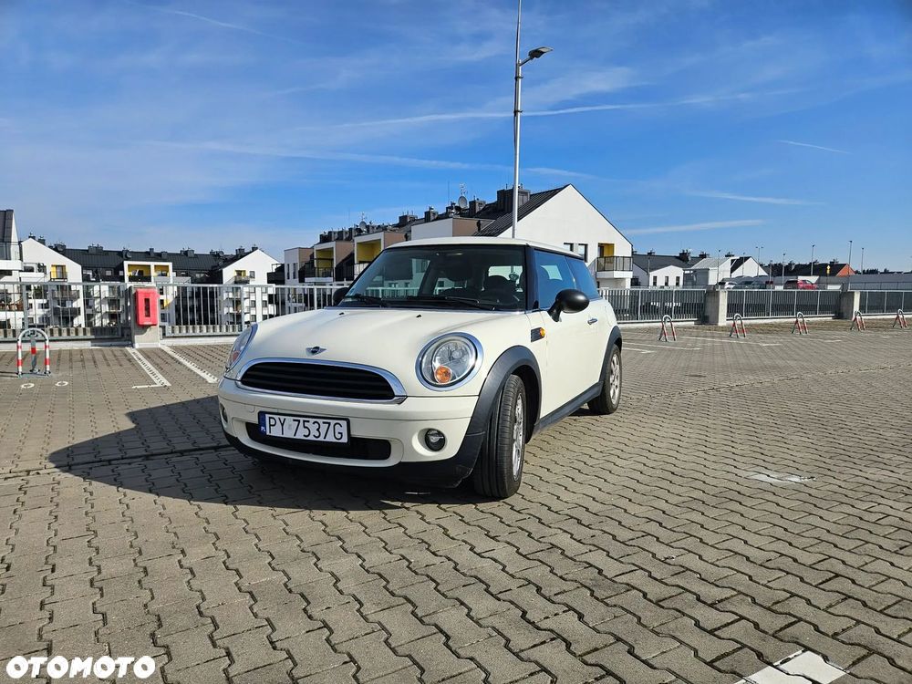 MINI ONE - 1