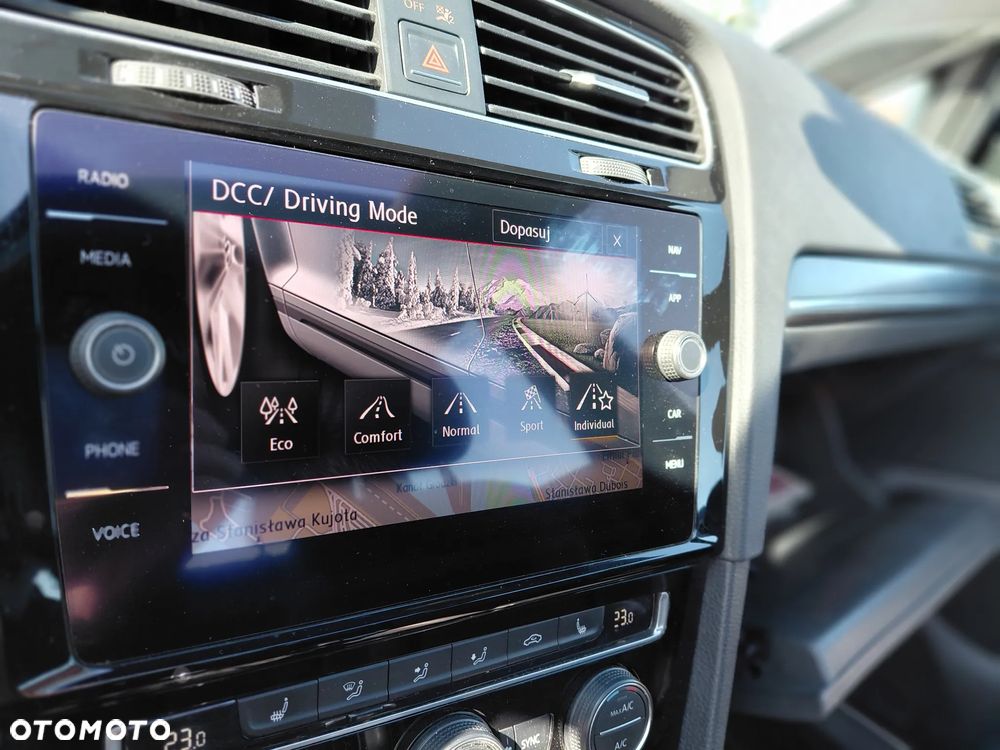 Volkswagen Golf GTI 2.0 TSI OPF DSG Performance - 16