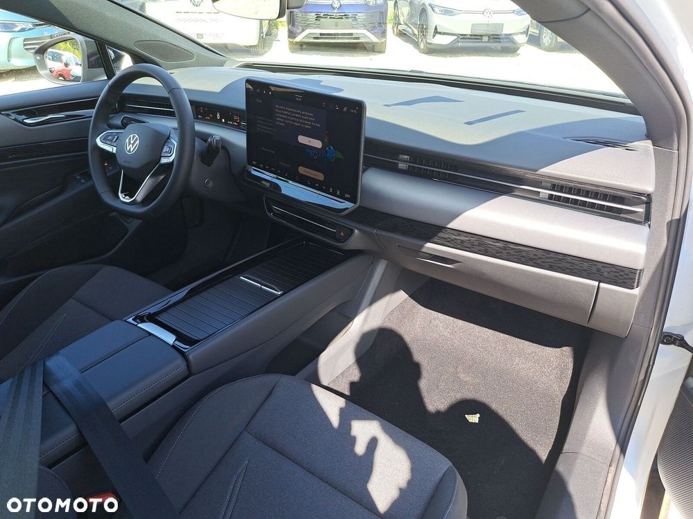 Volkswagen ID.7 59kWh Pure - 14