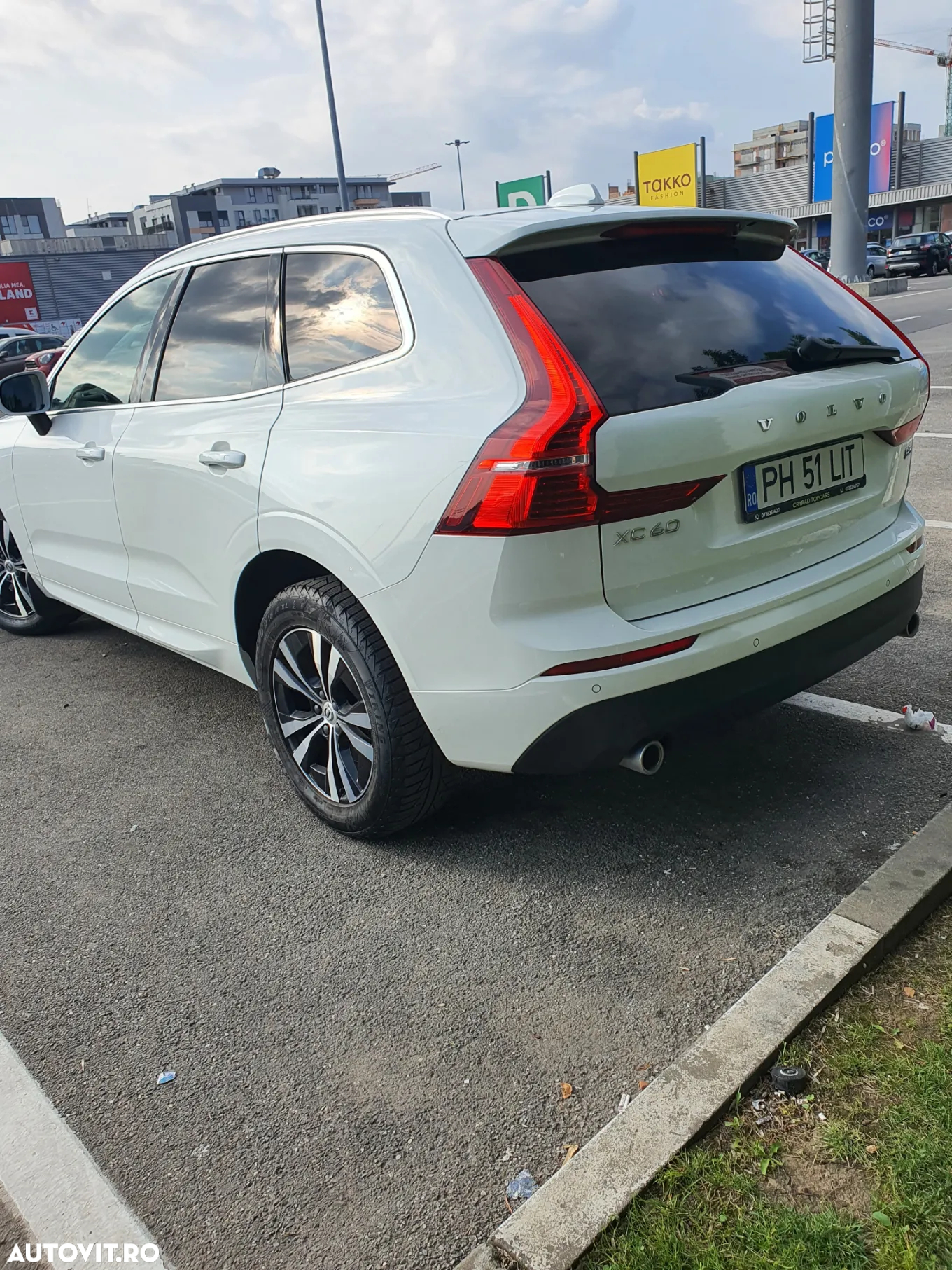 Volvo XC 60 - 4