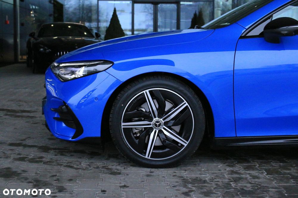 Mercedes-Benz CLA - 9