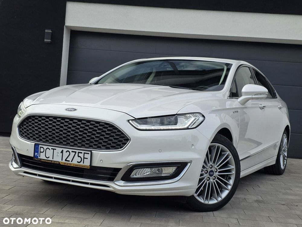 Ford Mondeo 2.0 Hybrid Vignale - 36