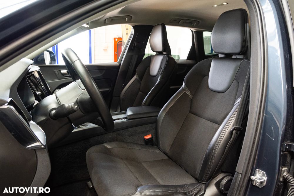 Volvo XC 60 D4 Momentum - 5