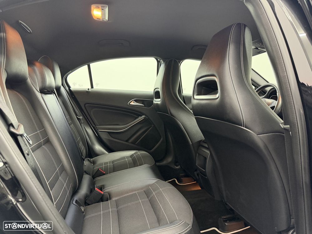 Mercedes-Benz A 180 d Urban - 18