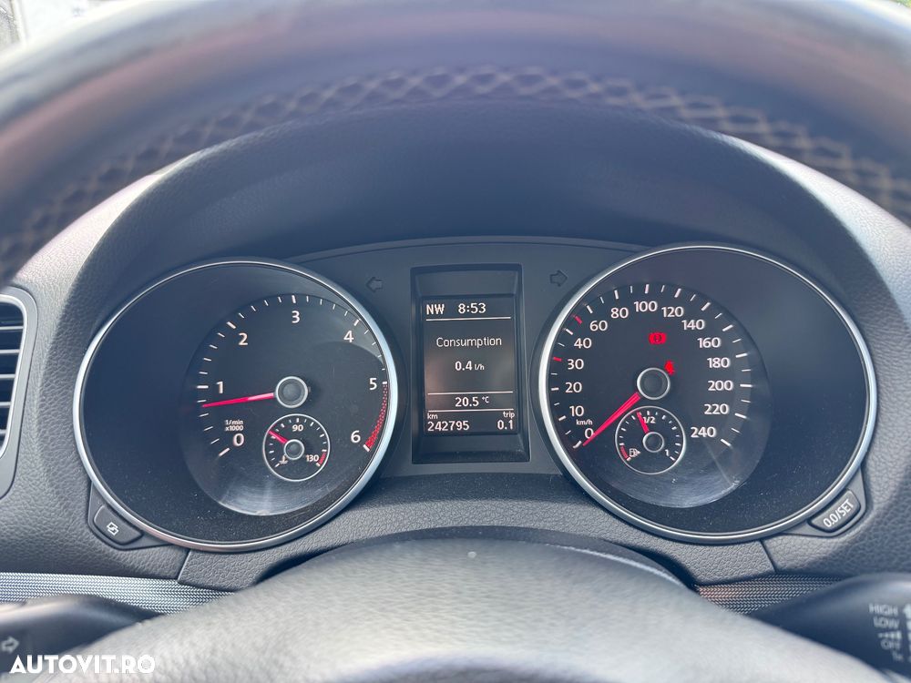 Volkswagen Golf 1.6 TDI DPF Style - 9