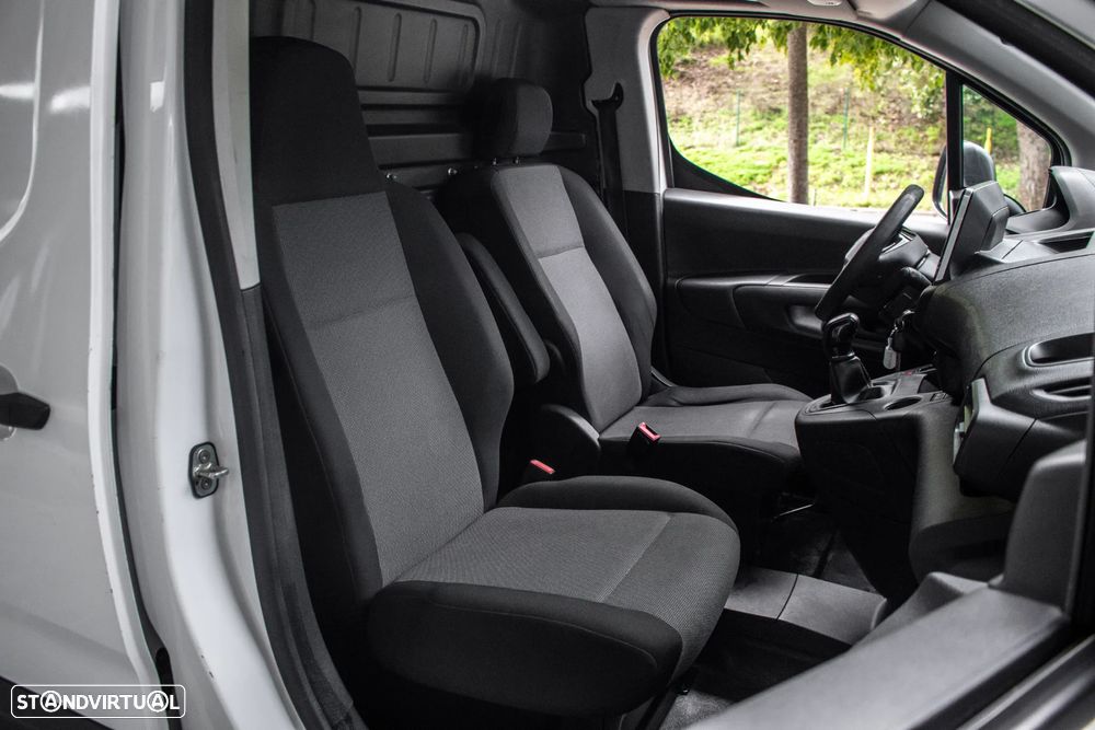 Peugeot Partner BlueHDi 100 - 23