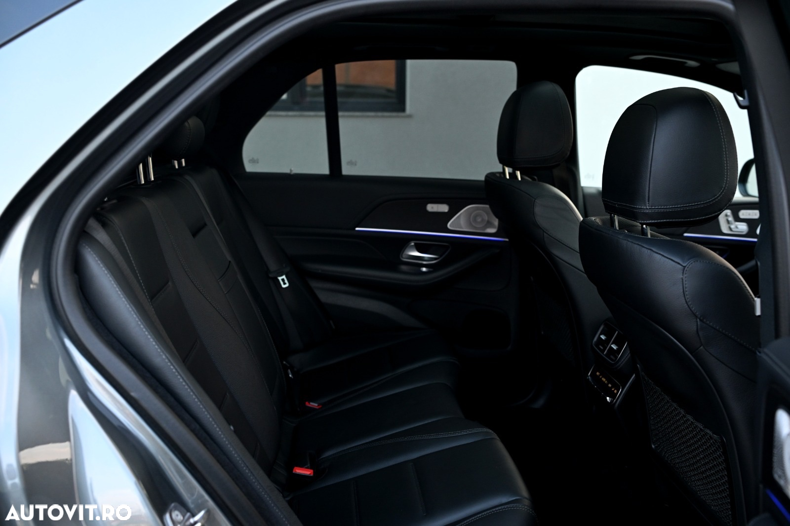 Mercedes-Benz GLE 450 4Matic 9G-TRONIC AMG Line - 12