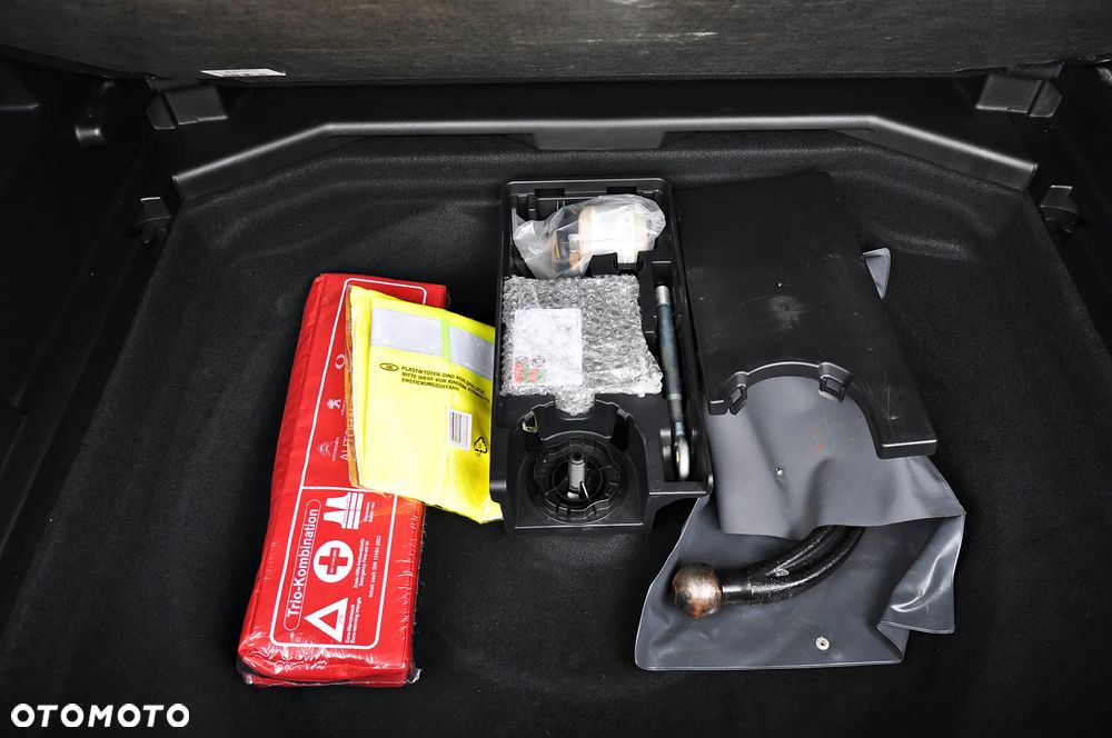 Peugeot 3008 2.0 HDi Allure - 26