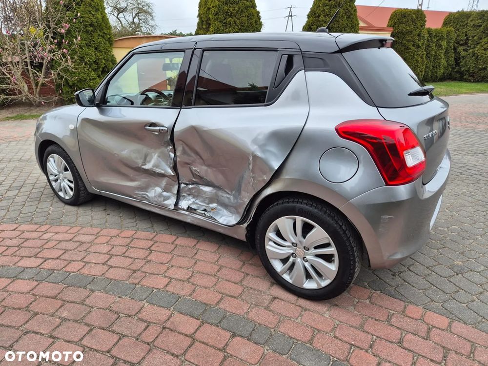 Suzuki Swift 1.2 SHVS Premium Plus - 5