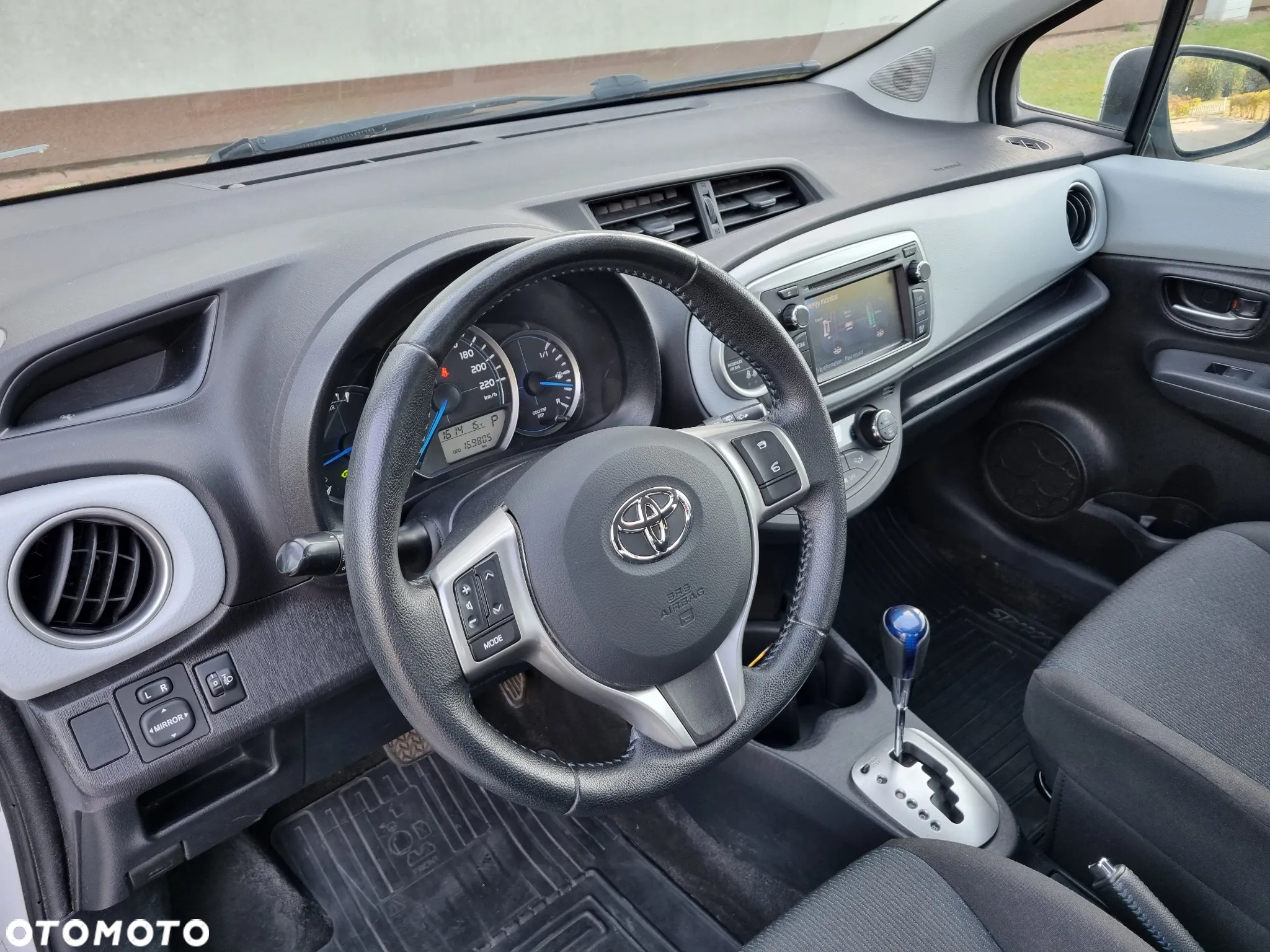Toyota Yaris Hybrid 1.5 VVT-i Style - 20