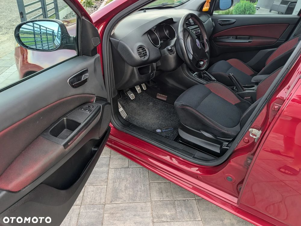 Fiat Bravo 1.4 T-Jet 16V Street - 16