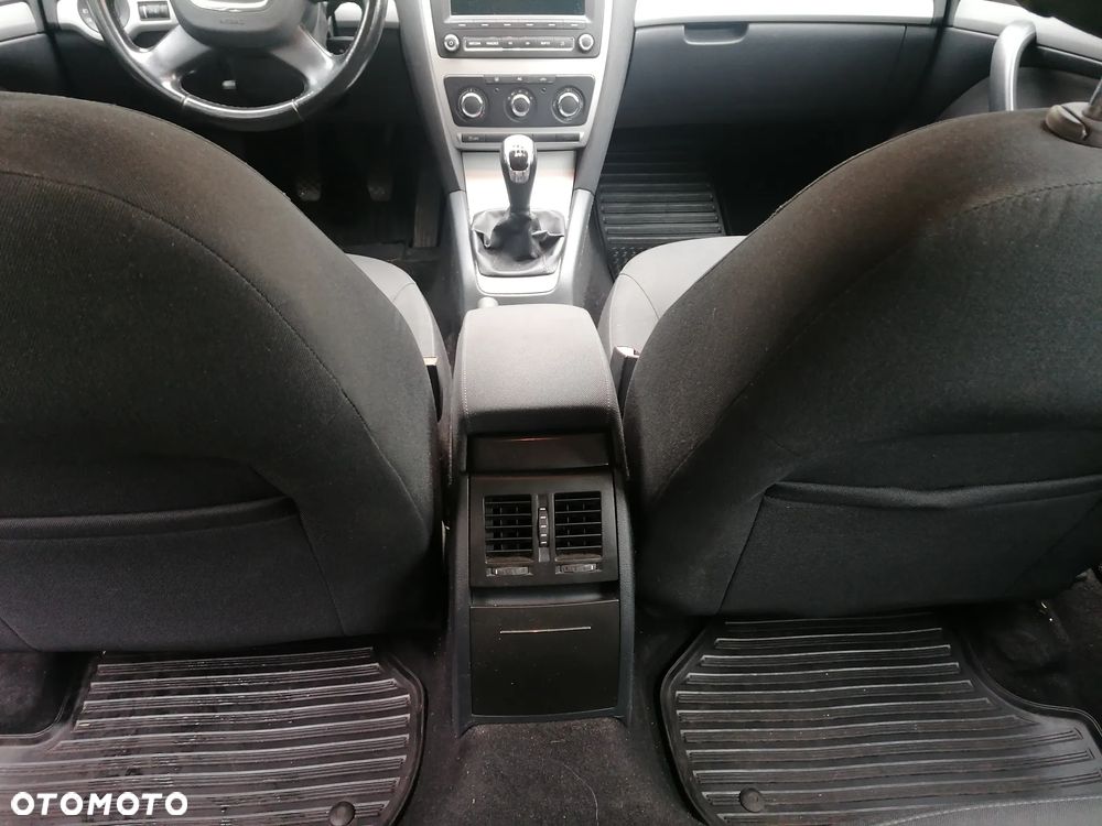 Skoda Octavia 2.0 TDI DPF Ambiente - 15