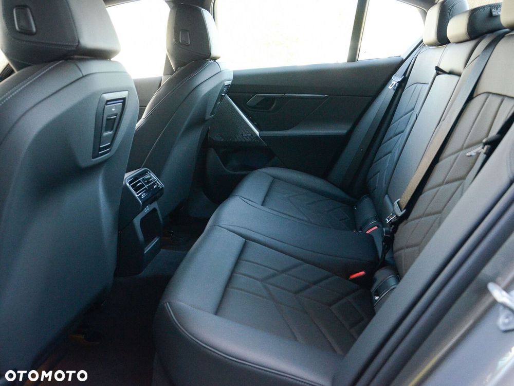 BMW Seria 5 - 34