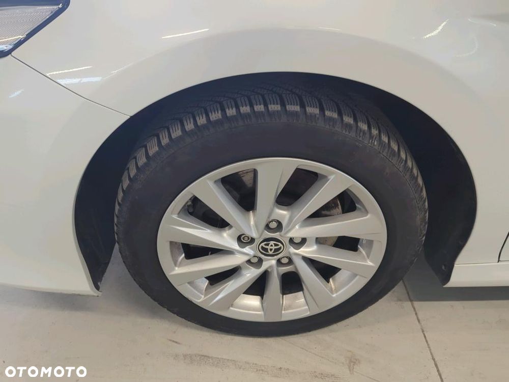 Toyota Camry 2.5 Hybrid Comfort CVT - 5