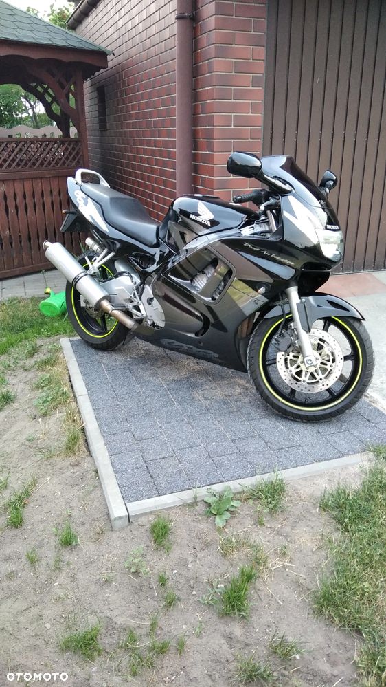 Honda CBR