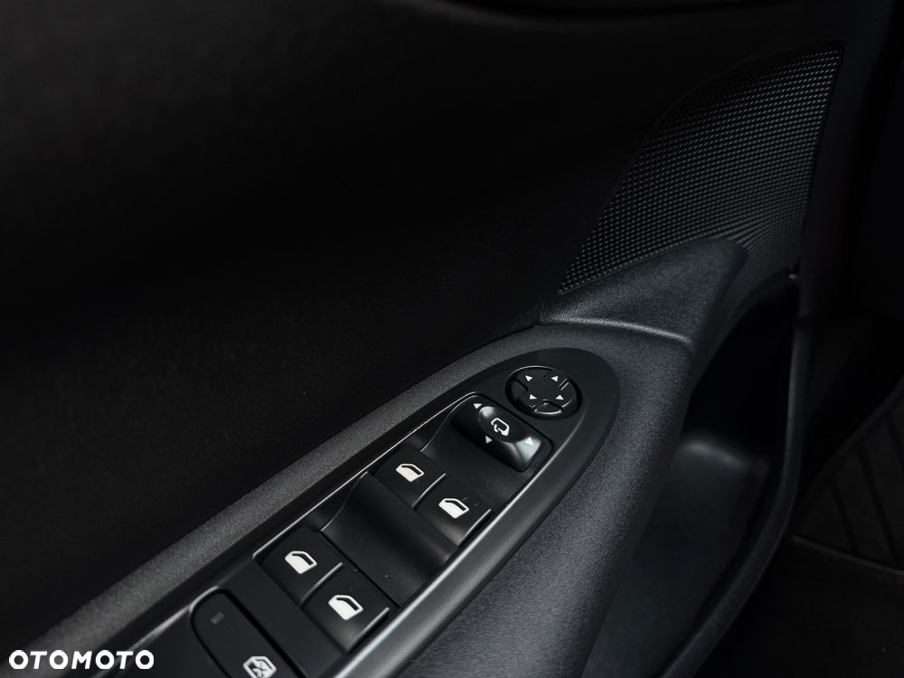 Citroën C4 e-HDi 115 Exclusive - 12