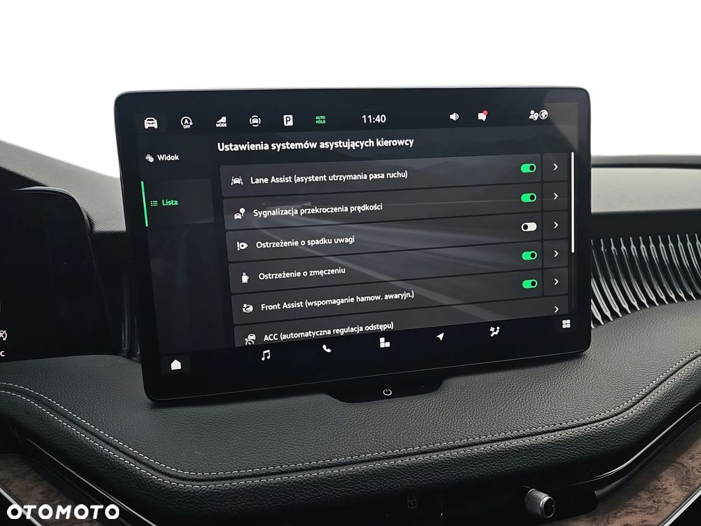 Skoda Superb 2.0 TDI SCR L&K DSG - 17