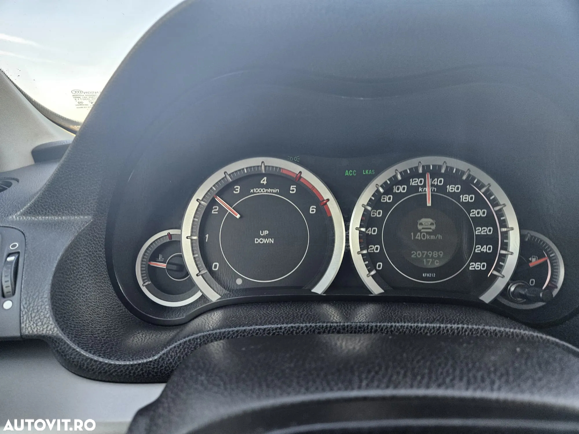 Honda Accord 2.2 i-DTEC Executive Navig - 3