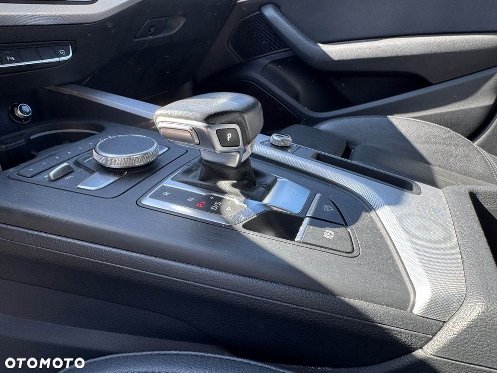 Audi A4 Limousine 2.0 TFSI quattro S tronic sport - 27