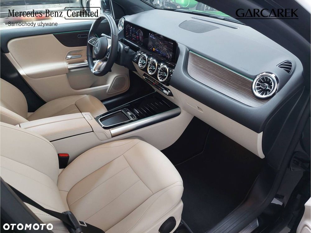 Mercedes-Benz GLA 200 mHEV Progressive 7G-DCT - 19