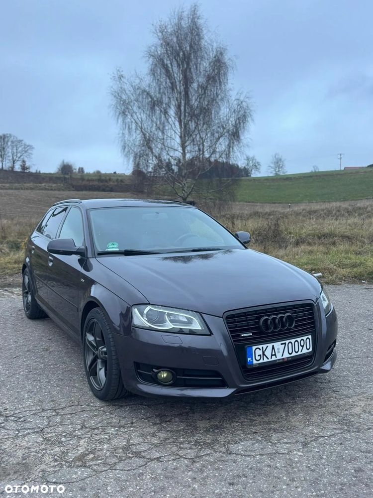 Audi A3 Sportback 2.0 TDI DPF quattro S line Sportpaket - 4
