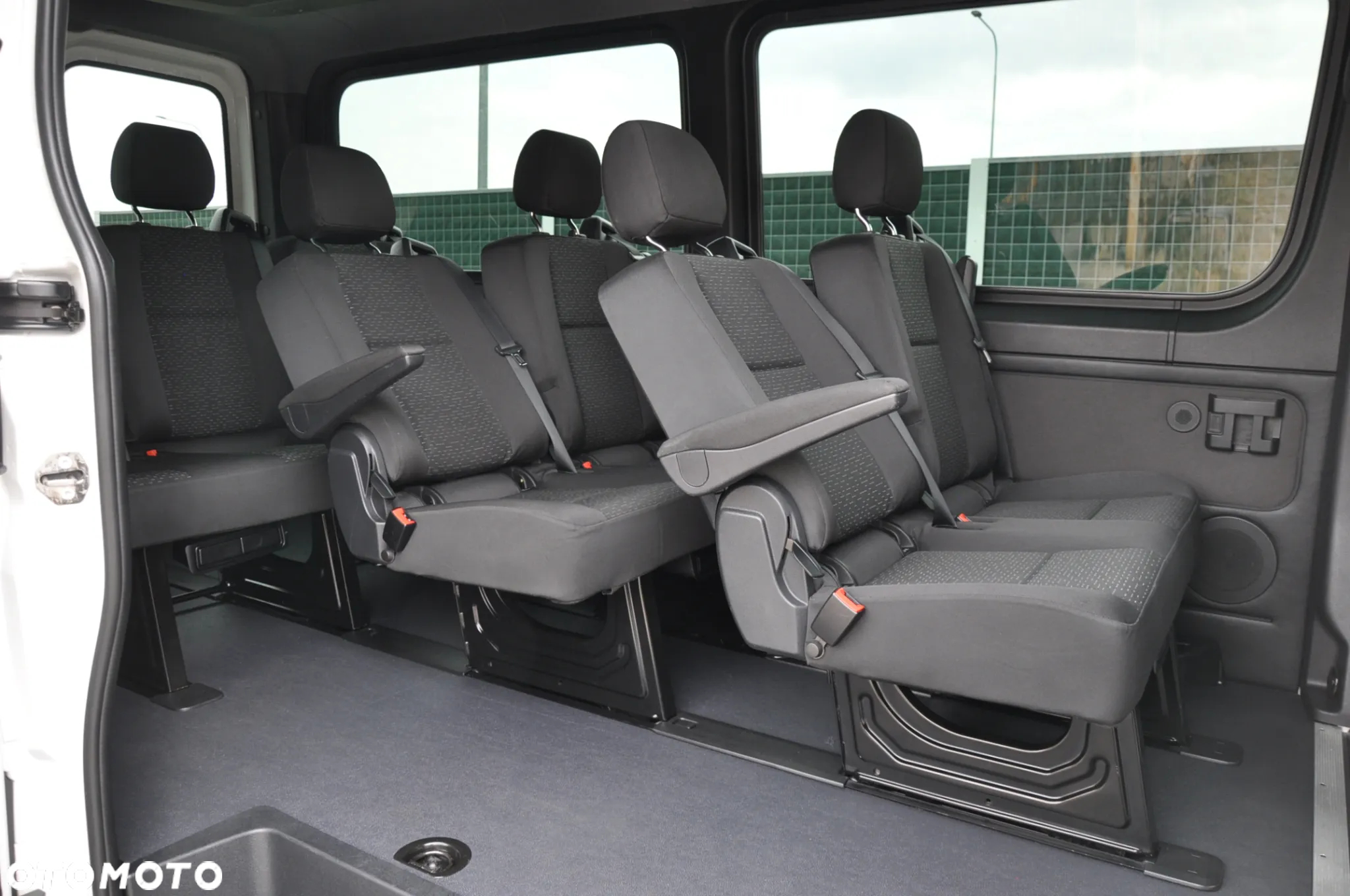 Mercedes-Benz Sprinter 319 CDI Standard SELECT 9G-Tronic 907.233 - 17