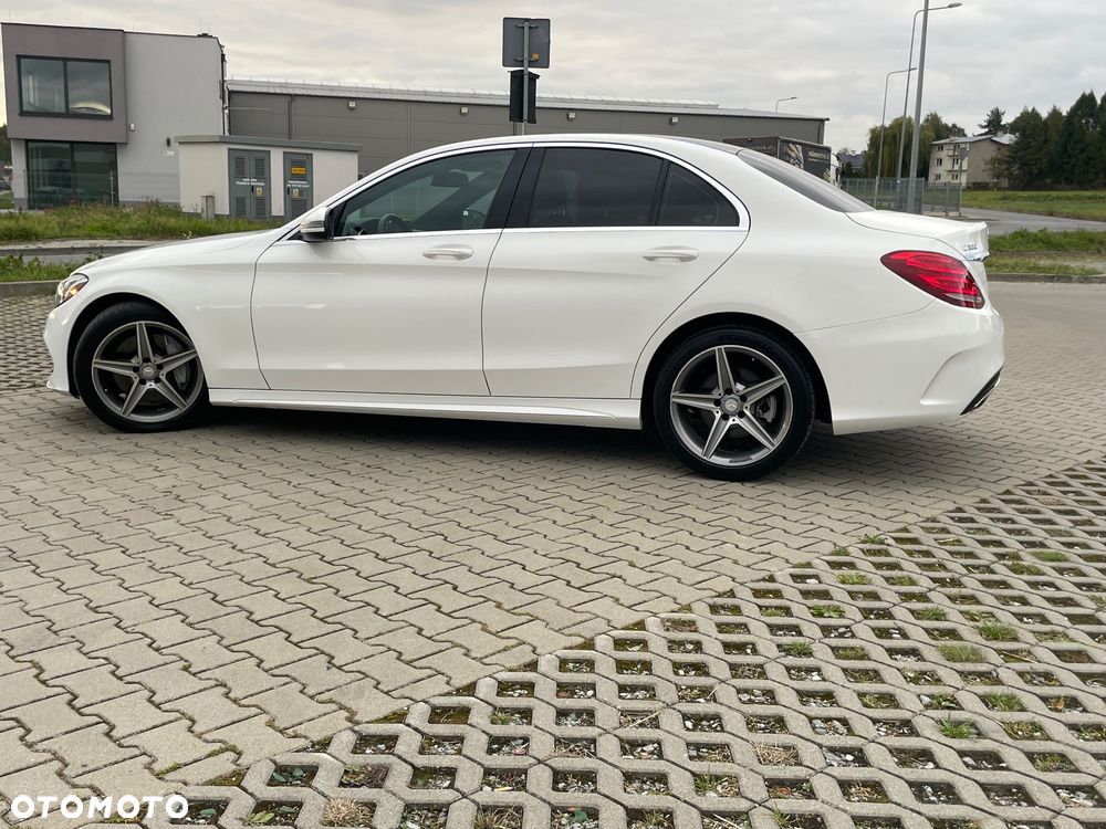 Mercedes-Benz Klasa C 300 7G-TRONIC AMG Line - 9