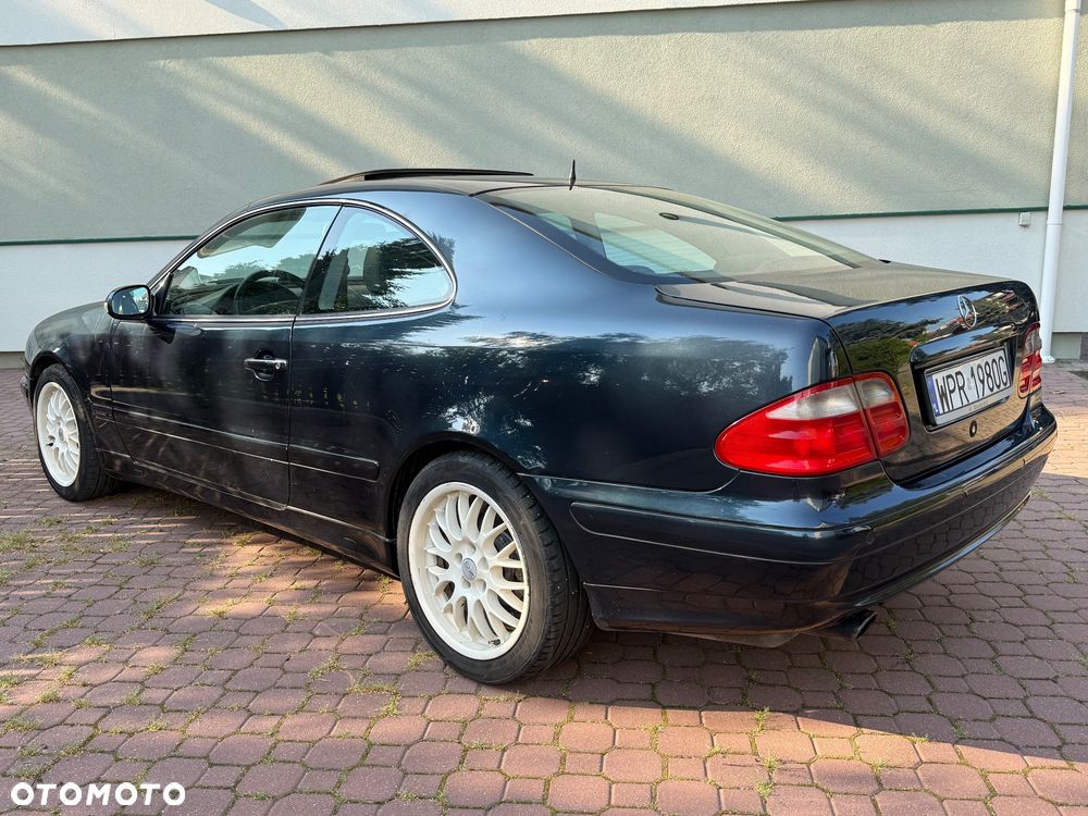 Mercedes-Benz CLK 320 - 9