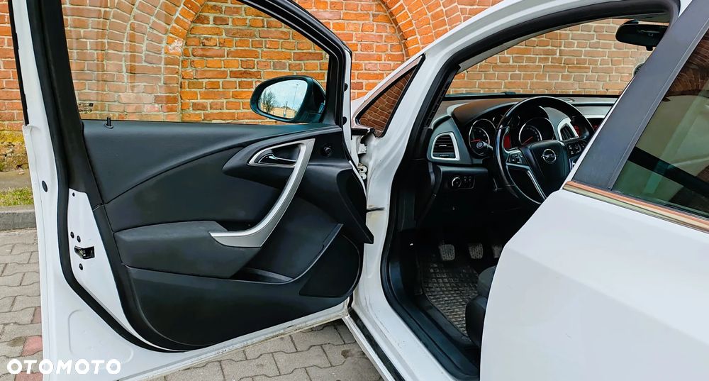 Opel Astra 1.4 Turbo Sport - 30