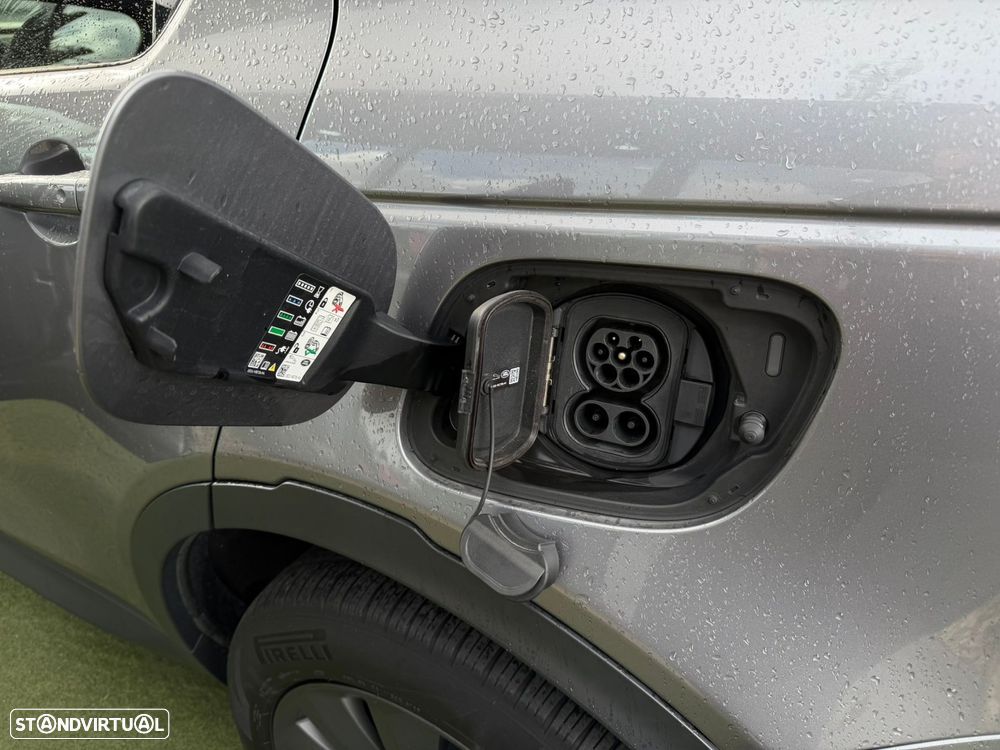 Land Rover Discovery Sport P300e Dynamic SE - 2