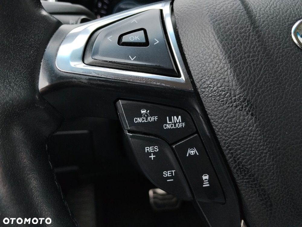 Ford Edge 2.0 EcoBlue Twin-Turbo 4WD Vignale - 25