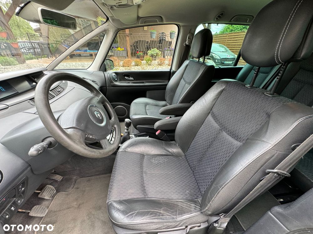 Renault Espace 2.0 dCi Celsium - 33